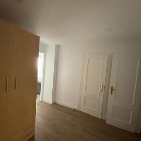Апартаменты Habitacion Privada En Un Gran Sector Валенсия Экстерьер фото